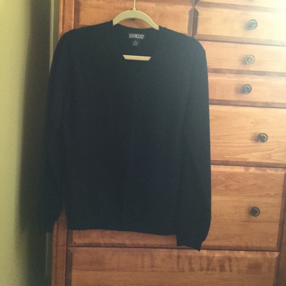 Lands' End cashmere pullover v-neck sweater